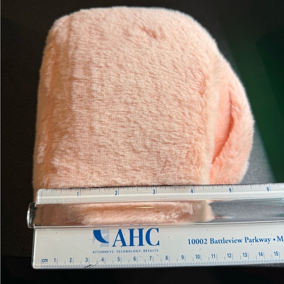 Cute Pink Bunny Kids Pouch NWOT - Picture 7 of 9